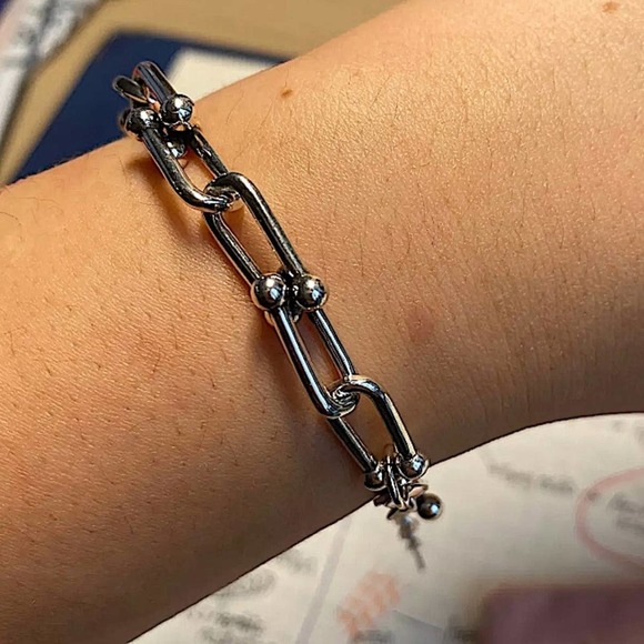 Unisex Sterling Silver U Shaped Chain Link Bracelet - Picture 10 of 11